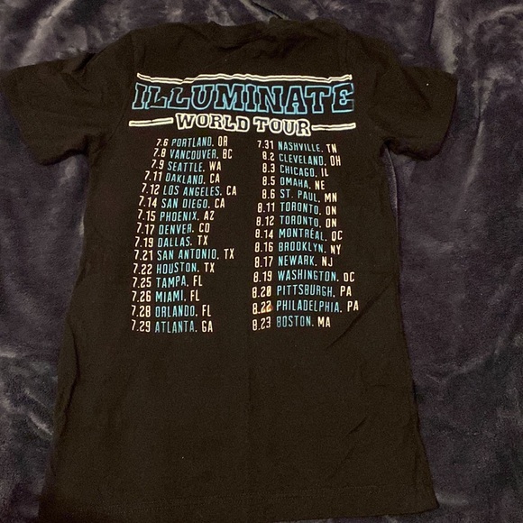 Shawn mendes tour tee - Picture 2 of 2
